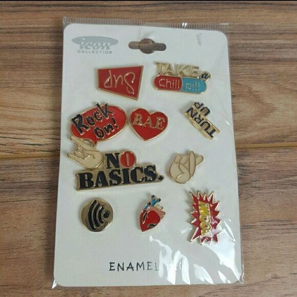 New FUN TAKE A CHIL PILL PIN PACKAGE - Picture 1 of 3